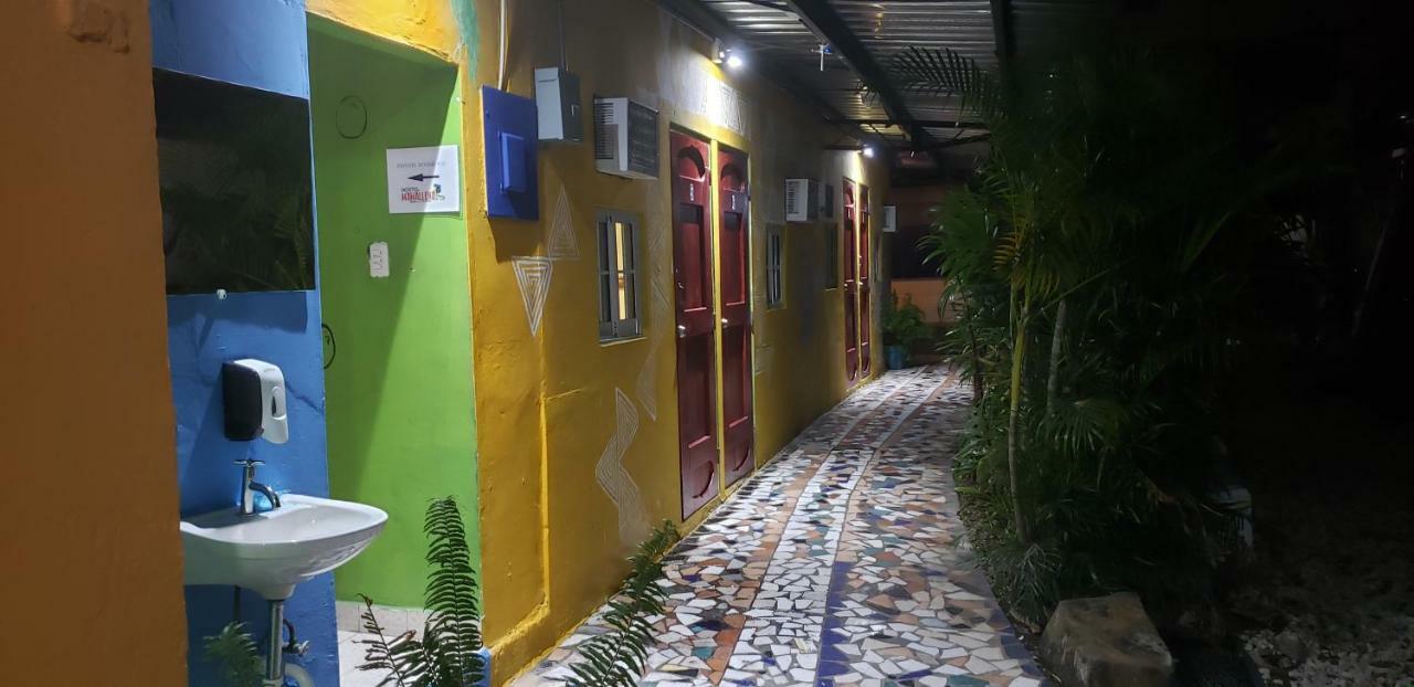 Hostel Mamallena Panama Stadt Exterior foto